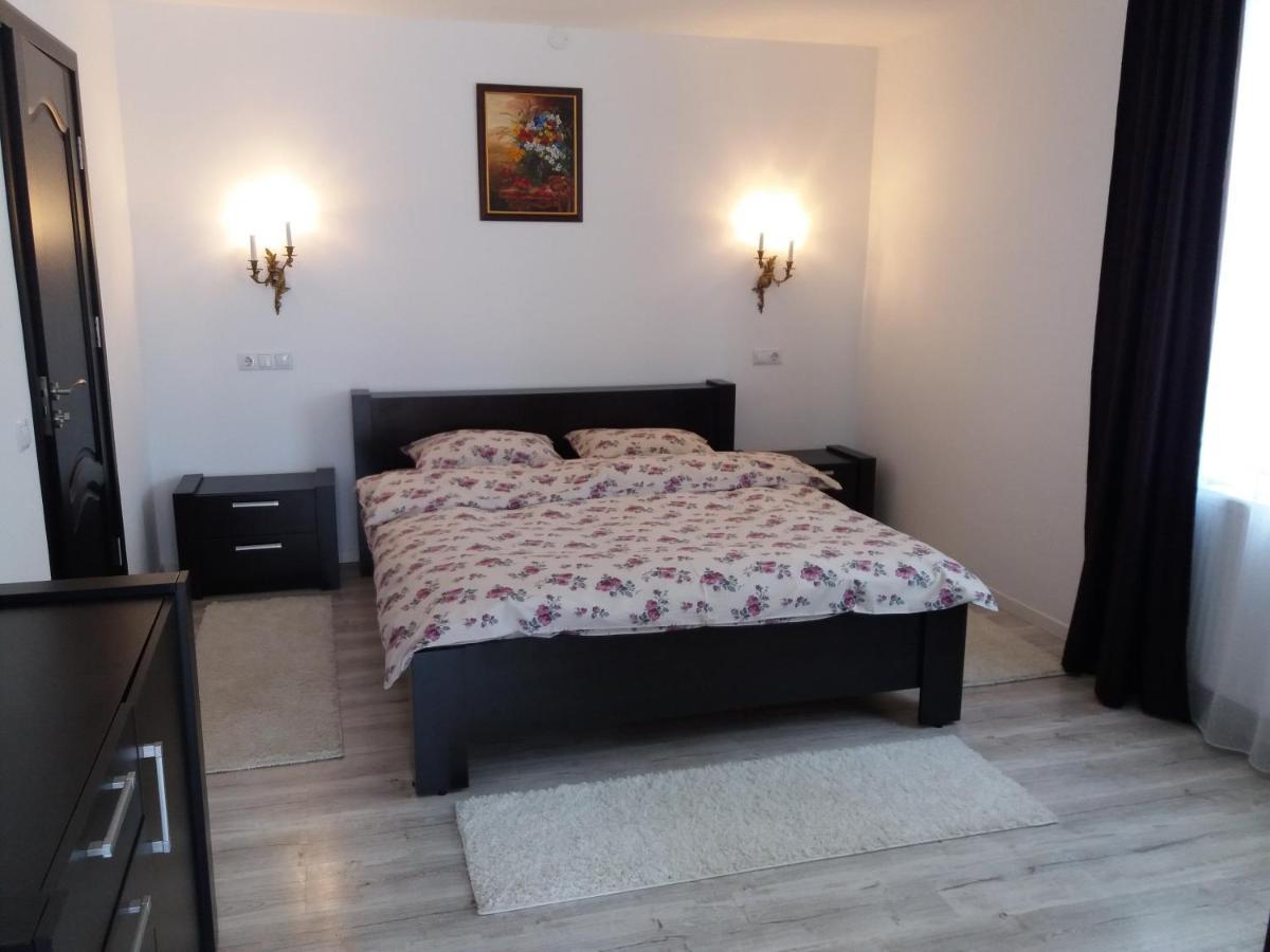 Appartamento Spirii House Braşov Esterno foto